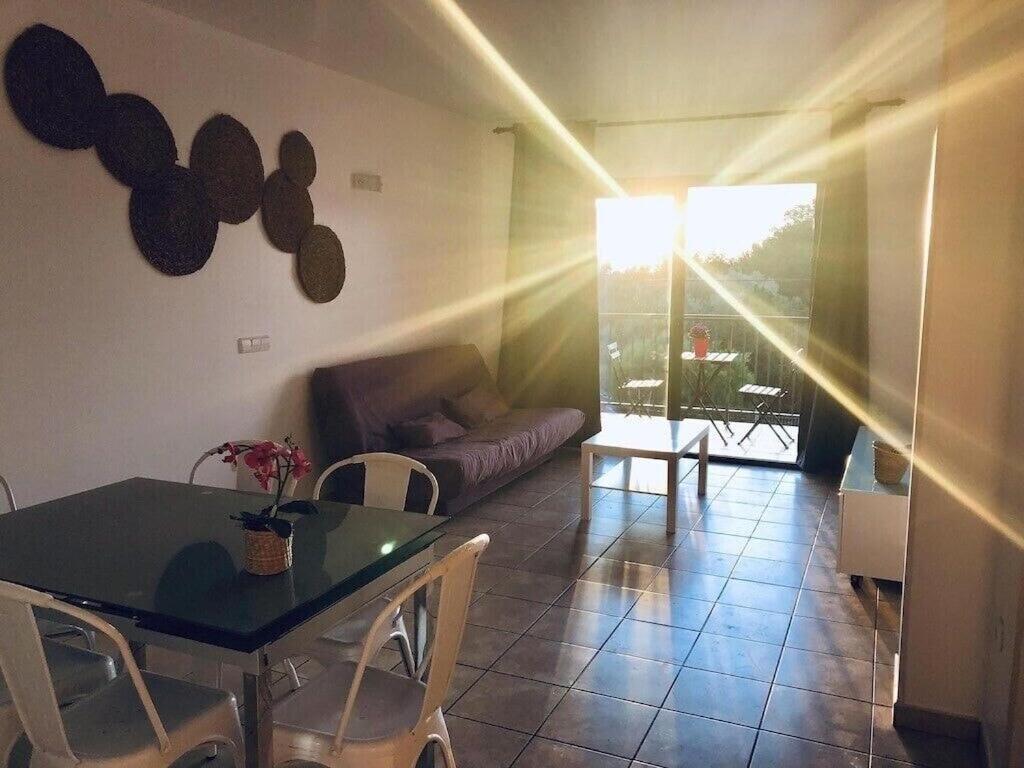 La Mundial Formentera Apartment Es Pujols Luaran gambar