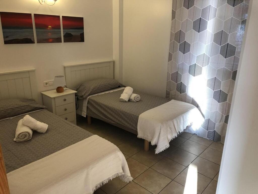 La Mundial Formentera Apartment Es Pujols Luaran gambar