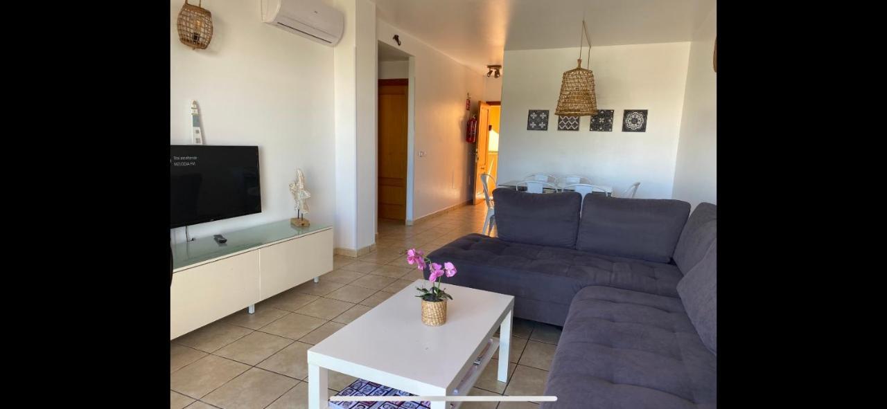 La Mundial Formentera Apartment Es Pujols Luaran gambar